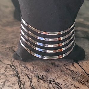 Bracelet (New)